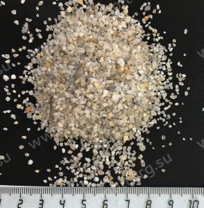 Песок кварцевый желтый окатанный фракция 0,8-1,6 мм (биг-бэг 1 т)